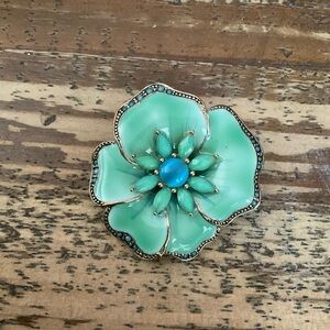 VINTAGE LIZ CLAIBORNE SIGNED ENAMEL RHINESTONE GREEN FLOWER PANSY BROOCH